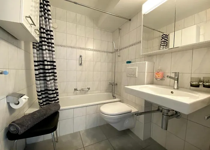 Zentrale Chesa Ravaisch Appartamento